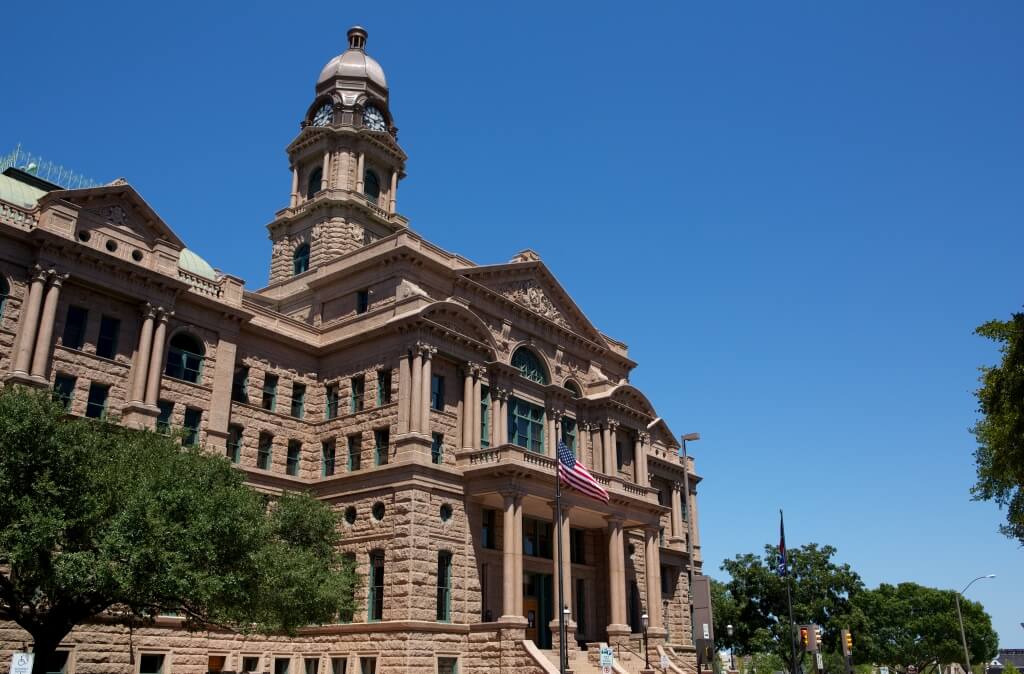 Descubriendo El Corazón De Fort Worth: Descubriendo Las Tradiciones Perdurables, Los Monumentos Icónicos Y El Espíritu Vibrante De La Ciudad