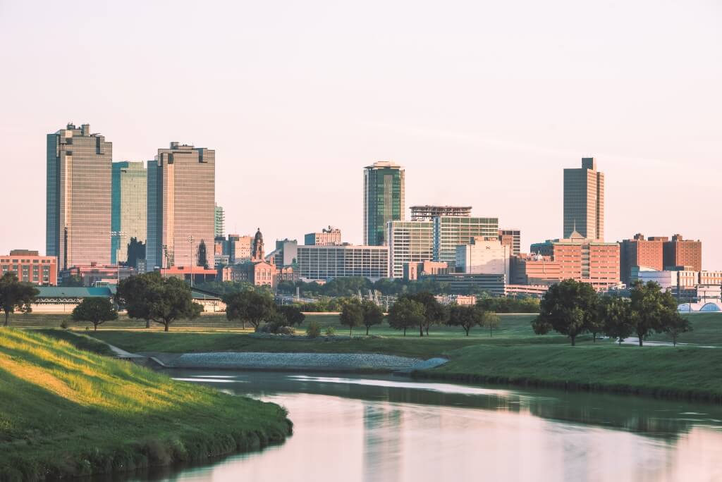 Fort Worth Con Nuevos Ojos: Una Perspectiva Única De Los Secretos Mejor Guardados Y Las Joyas Ocultas De La Ciudad